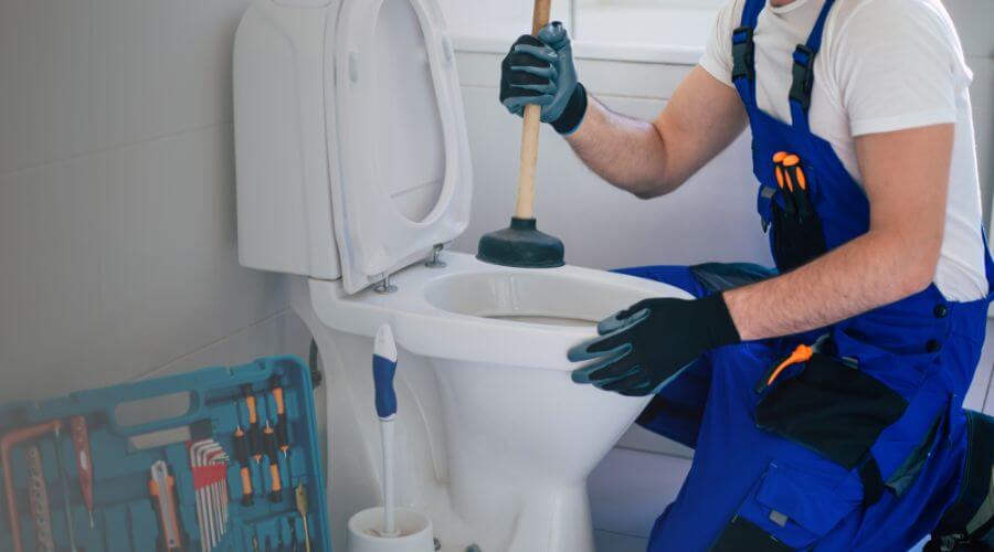 Professional emergency plumbing in La Fontaine, IN